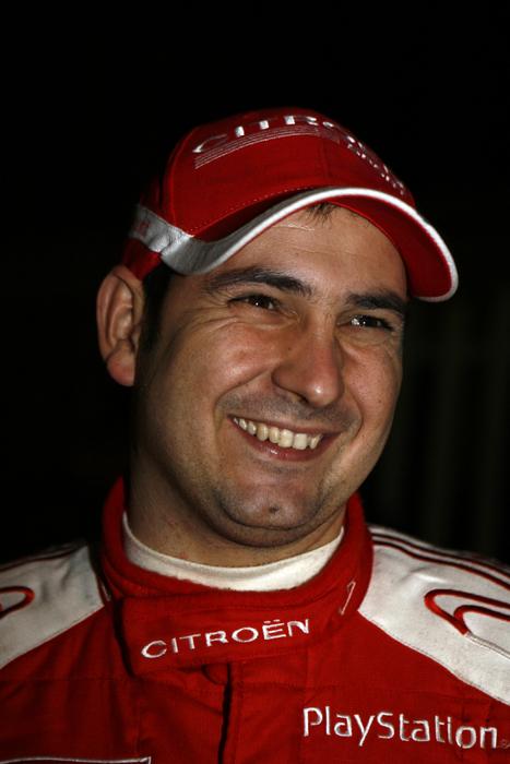 Daniel Elena.jpg